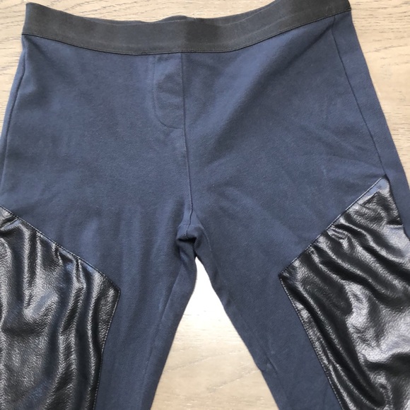 Super cute BCBG leggings. - Picture 6 of 8